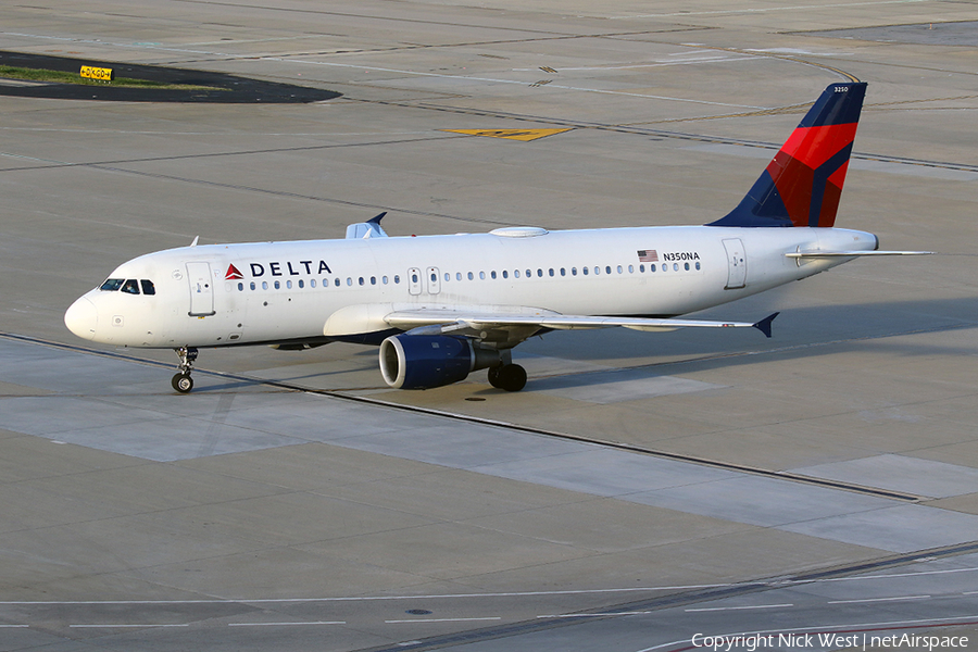 Delta Air Lines Airbus A320-211 (N350NA) | Photo 307717