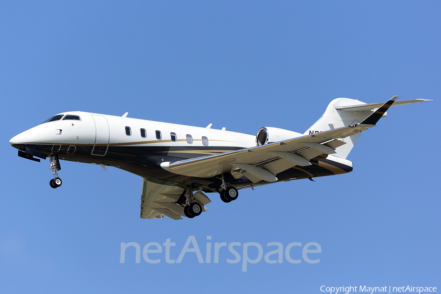 (Private) Bombardier BD-100-1A10 Challenger 350 (N350PH) | Photo 187004