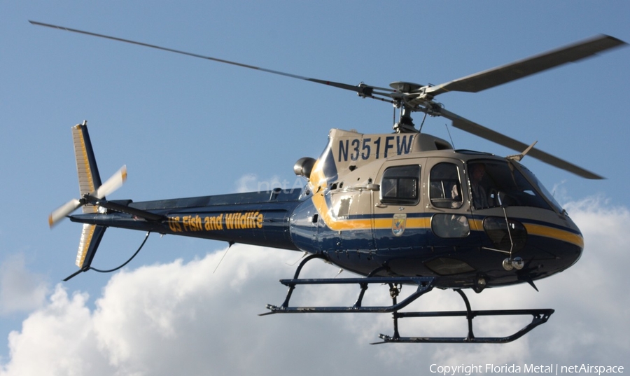 United States Department of Interior Eurocopter AS350B2 Ecureuil (N351FW) | Photo 300316