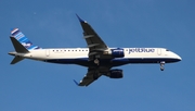 JetBlue Airways Embraer ERJ-190AR (ERJ-190-100IGW) (N351JB) at  Orlando - International (McCoy), United States