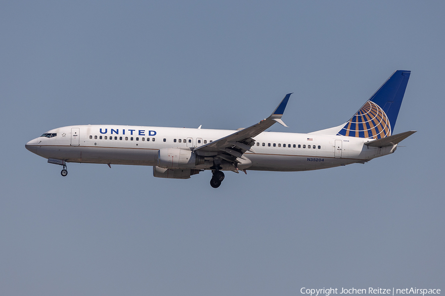 United Airlines Boeing 737-824 (N35204) | Photo 536242