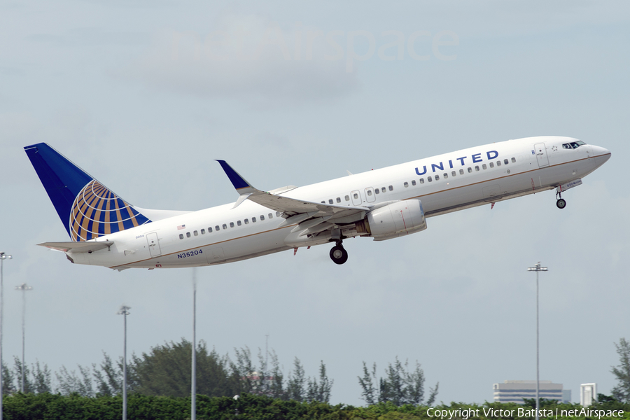United Airlines Boeing 737-824 (N35204) | Photo 256956
