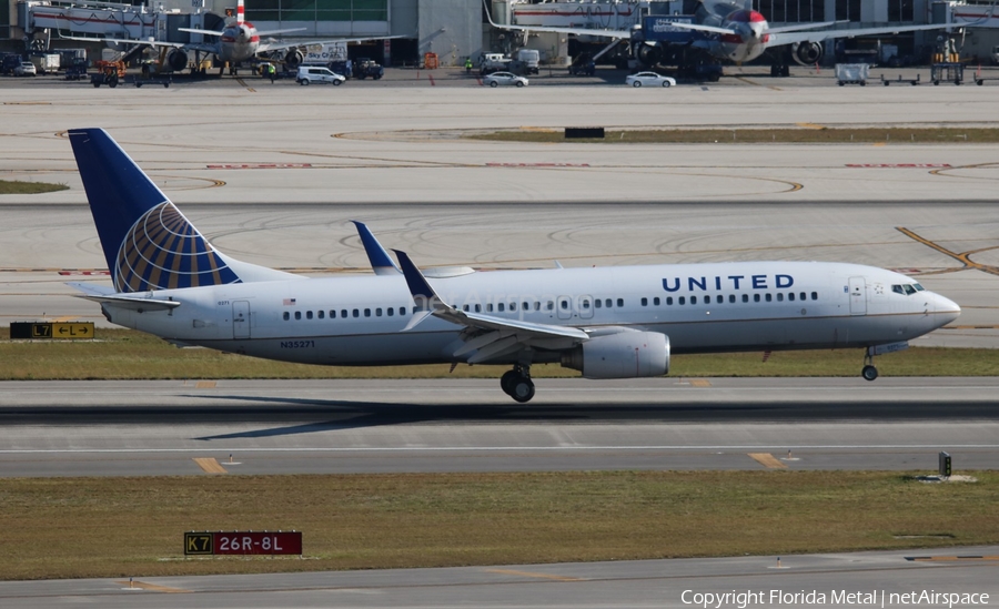 United Airlines Boeing 737-824 (N35271) | Photo 380823