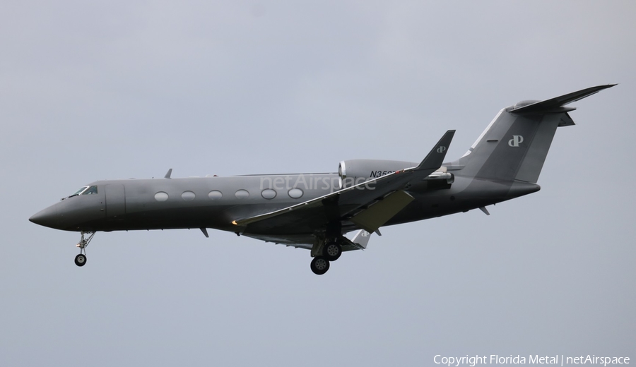 (Private) Gulfstream G-IV SP (N352BH) | Photo 303314