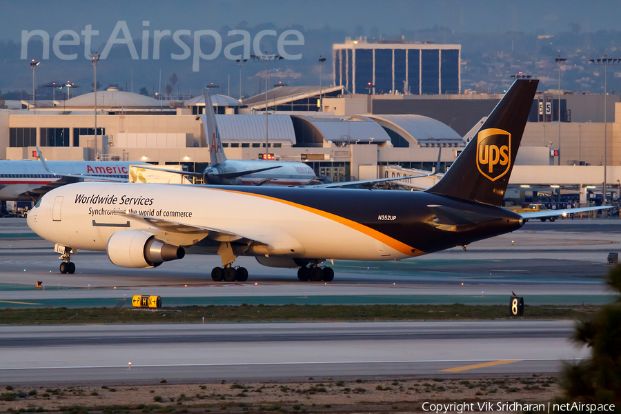 United Parcel Service Boeing 767-34AF(ER) (N352UP) | Photo 19340