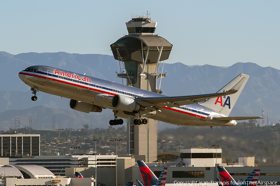 American Airlines Boeing 767-323(ER) (N353AA) | Photo 153486
