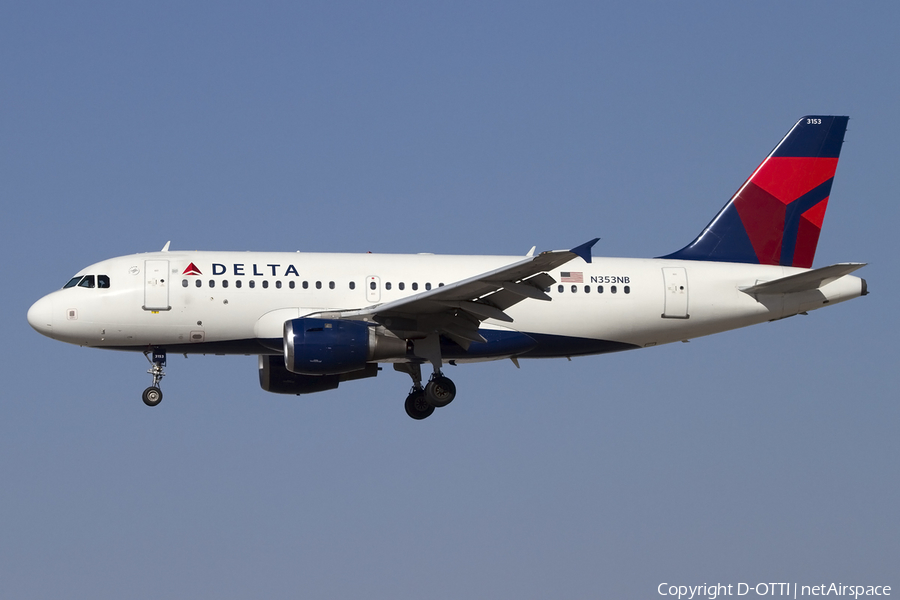 Delta Air Lines Airbus A319-114 (N353NB) | Photo 424436