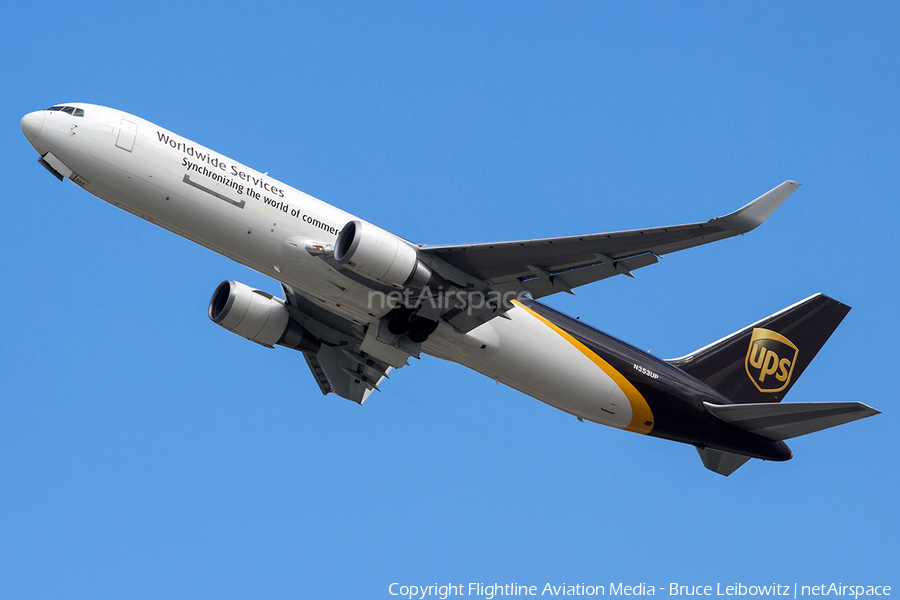 United Parcel Service Boeing 767-34AF(ER) (N353UP) | Photo 150667