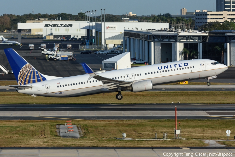 United Airlines Boeing 737-924 (N35407) | Photo 320385