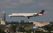 Delta Connection (Endeavor Air) Bombardier CRJ-701ER (N354CA) at  Ft. Lauderdale - International, United States