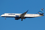 JetBlue Airways Embraer ERJ-190AR (ERJ-190-100IGW) (N354JB) at  New York - John F. Kennedy International, United States