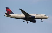 Delta Air Lines Airbus A319-114 (N354NB) at  Detroit - Metropolitan Wayne County, United States