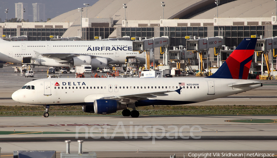 Delta Air Lines Airbus A320-212 (N354NW) | Photo 98903