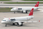 Northwest Airlines Airbus A320-212 (N354NW) at  Minneapolis - St. Paul International, United States