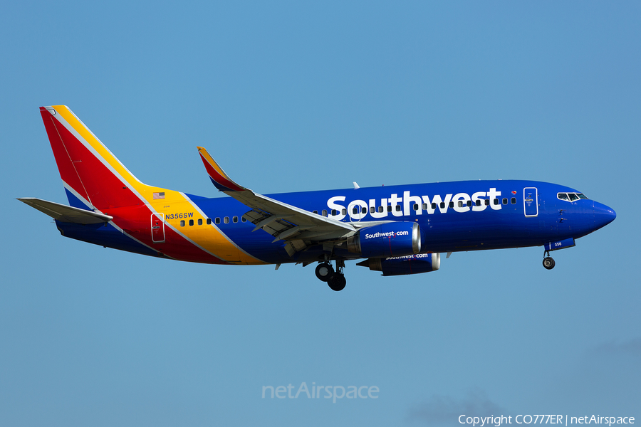 Southwest Airlines Boeing 737-3H4 (N356SW) | Photo 420805