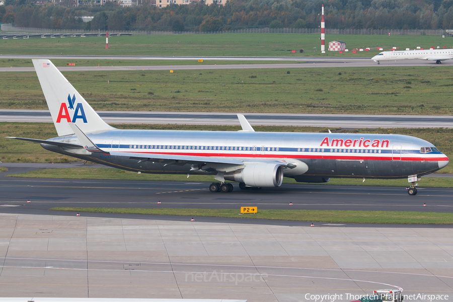 American Airlines Boeing 767-323(ER) (N357AA) | Photo 61140