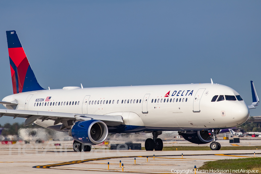Delta Air Lines Airbus A321-211 (N357DN) | Photo 349842