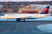 Delta Air Lines Airbus A320-212 (N357NW) at  Minneapolis - St. Paul International, United States