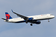 Delta Air Lines Airbus A321-211 (N358DN) at  New York - John F. Kennedy International, United States