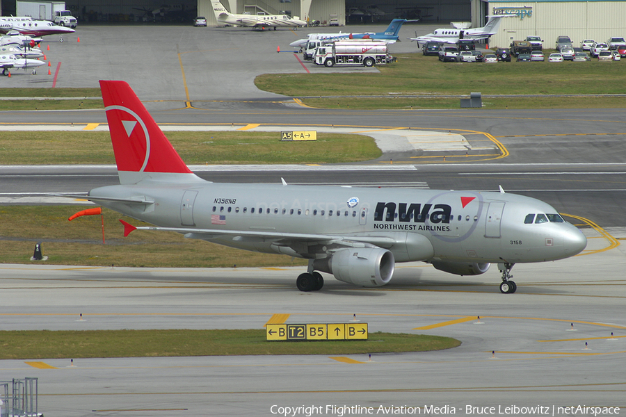 Northwest Airlines Airbus A319-114 (N358NB) | Photo 142003