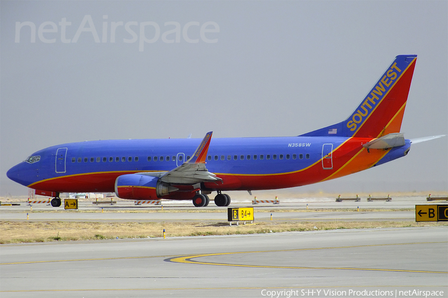 Southwest Airlines Boeing 737-3H4 (N358SW) | Photo 25387