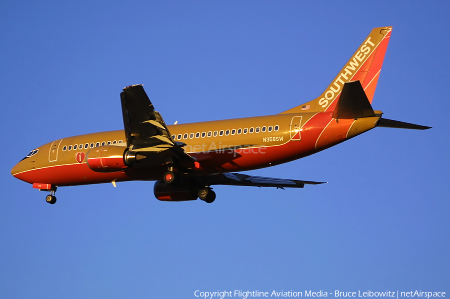 Southwest Airlines Boeing 737-3H4 (N358SW) | Photo 188599