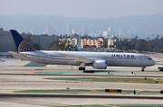 United Airlines Boeing 787-9 Dreamliner (N35953) at  Los Angeles - International, United States