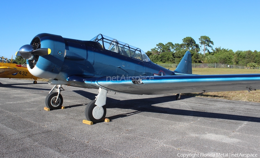 (Private) North American T-6G Texan (N35CE) | Photo 554614