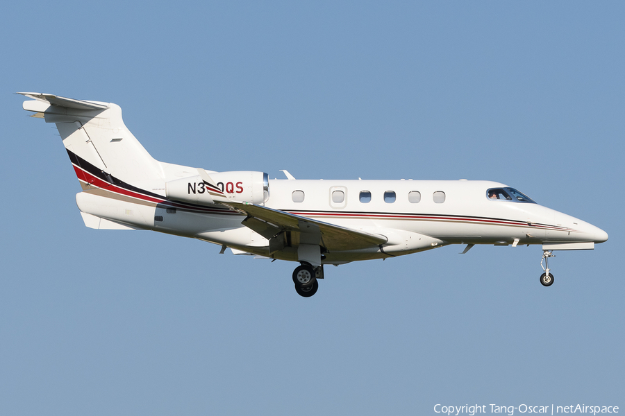 NetJets Embraer EMB-505 Phenom 300 (N360QS) | Photo 570135