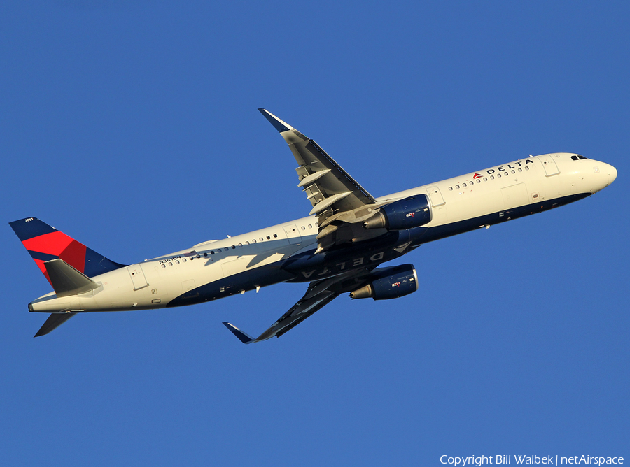Delta Air Lines Airbus A321-211 (N361DN) | Photo 424170
