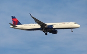 Delta Air Lines Airbus A321-211 (N361DN) at  Detroit - Metropolitan Wayne County, United States