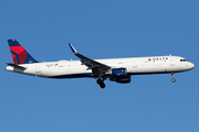 Delta Air Lines Airbus A321-211 (N361DN) at  New York - John F. Kennedy International, United States