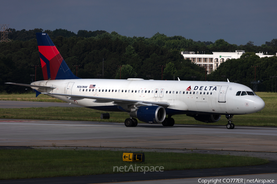 Delta Air Lines Airbus A320-212 (N361NW) | Photo 506169
