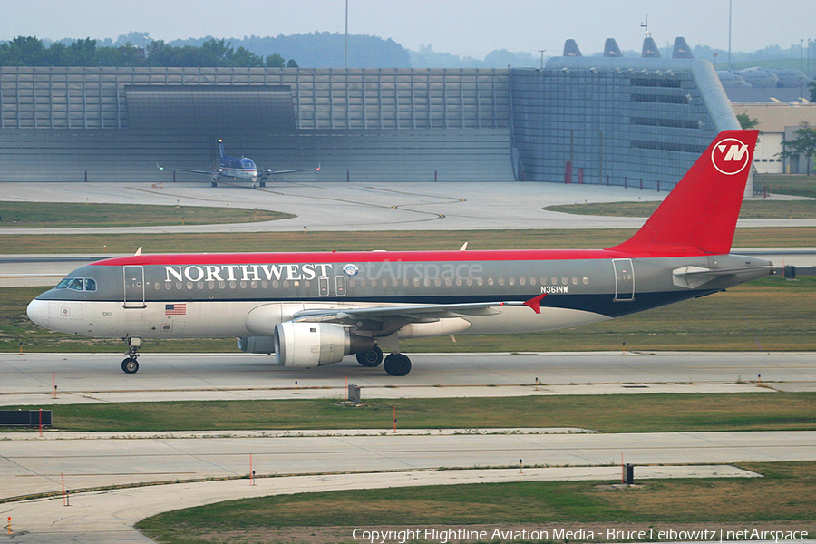 Northwest Airlines Airbus A320-212 (N361NW) | Photo 143022