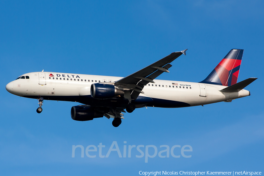 Northwest Airlines Airbus A320-212 (N361NW) | Photo 127082