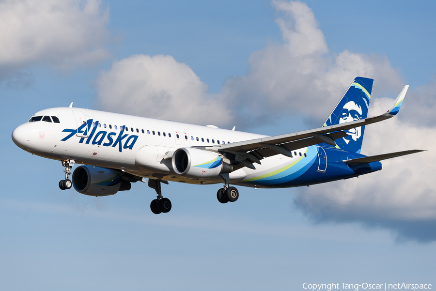 Alaska Airlines Airbus A320-214 (N361VA) | Photo 490194