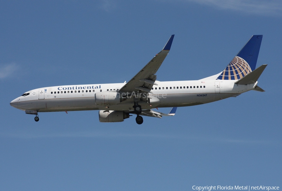 Continental Airlines Boeing 737-824 (N36247) | Photo 304475