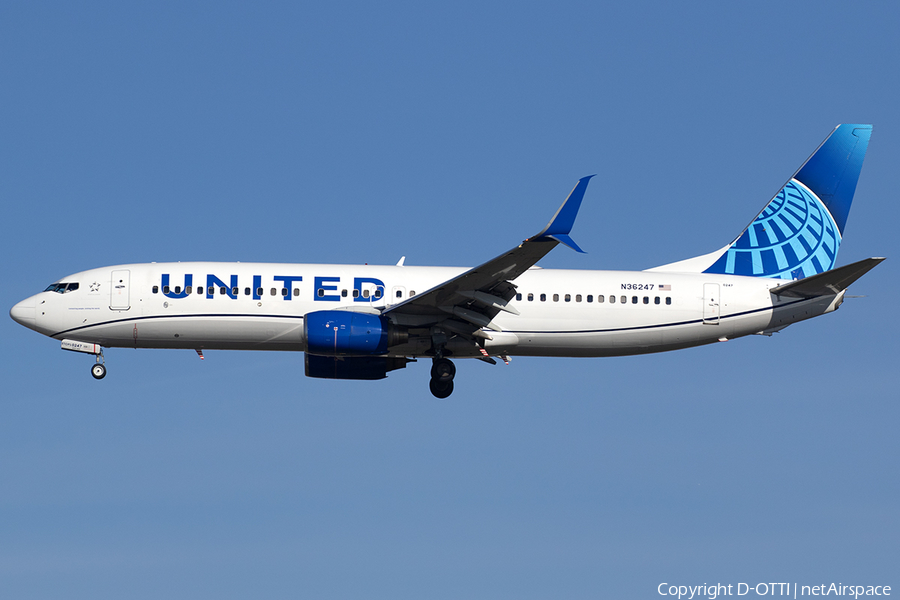 United Airlines Boeing 737-824 (N36247) | Photo 560294
