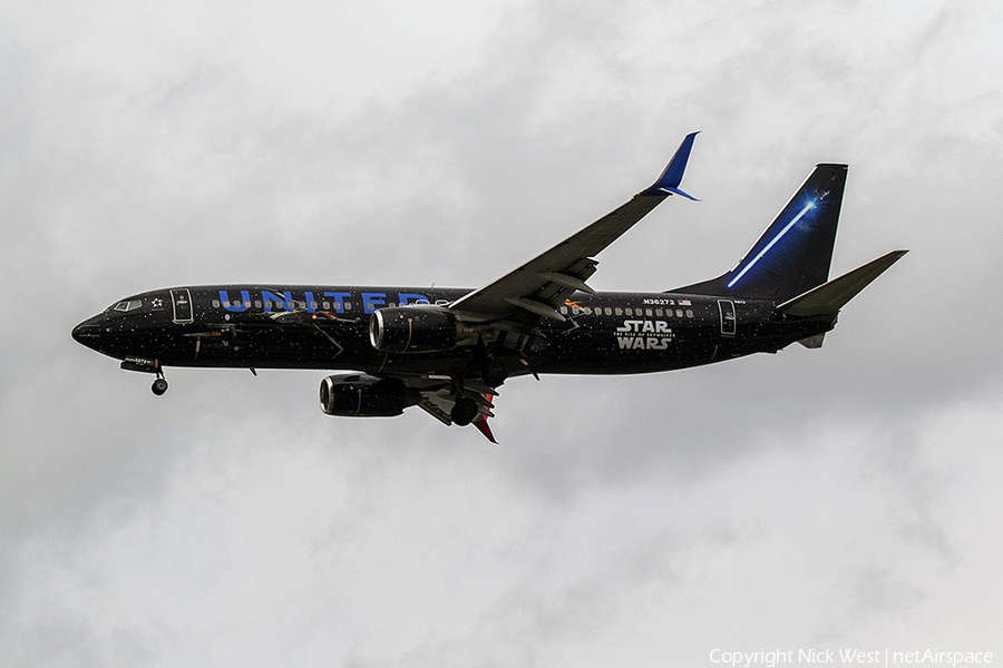 United Airlines Boeing 737-824 (N36272) | Photo 378835