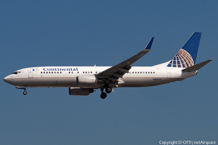 Continental Airlines Boeing 737-824 (N36272) | Photo 182979