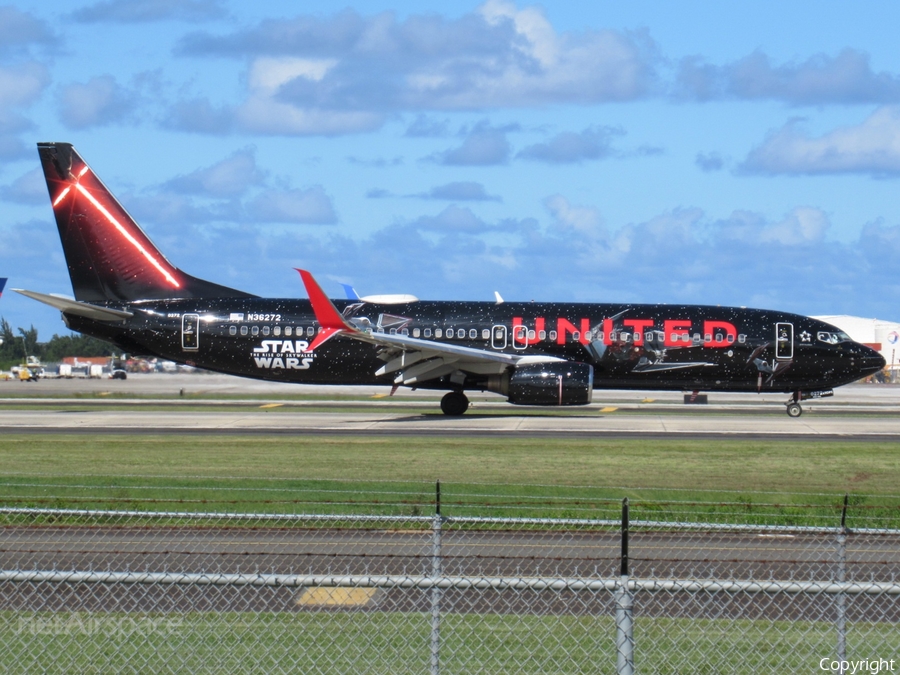 United Airlines Boeing 737-824 (N36272) | Photo 368304