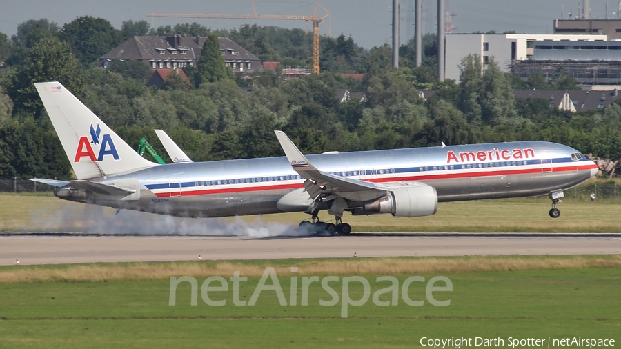 American Airlines Boeing 767-323(ER) (N362AA) | Photo 211856