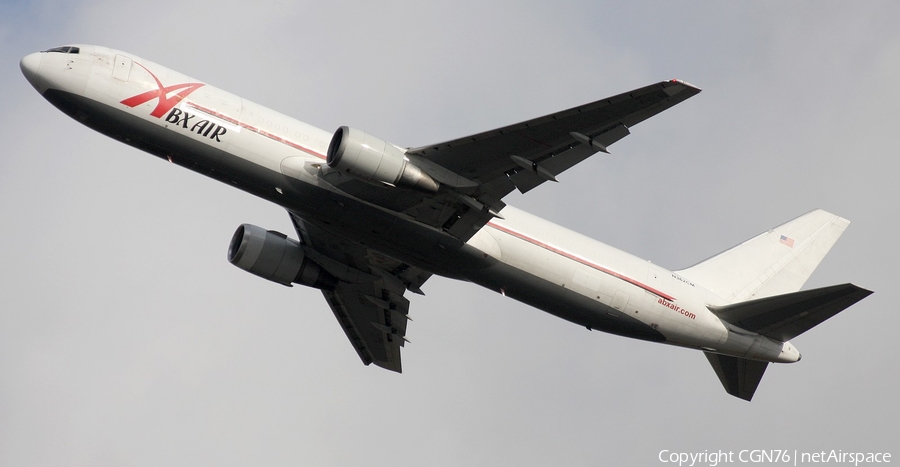 ABX Air Boeing 767-338(ER)(BDSF) (N362CM) | Photo 428685