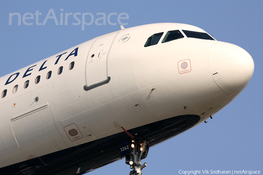 Delta Air Lines Airbus A320-212 (N362NW) | Photo 50973