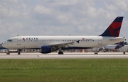 Delta Air Lines Airbus A320-212 (N362NW) at  Miami - International, United States