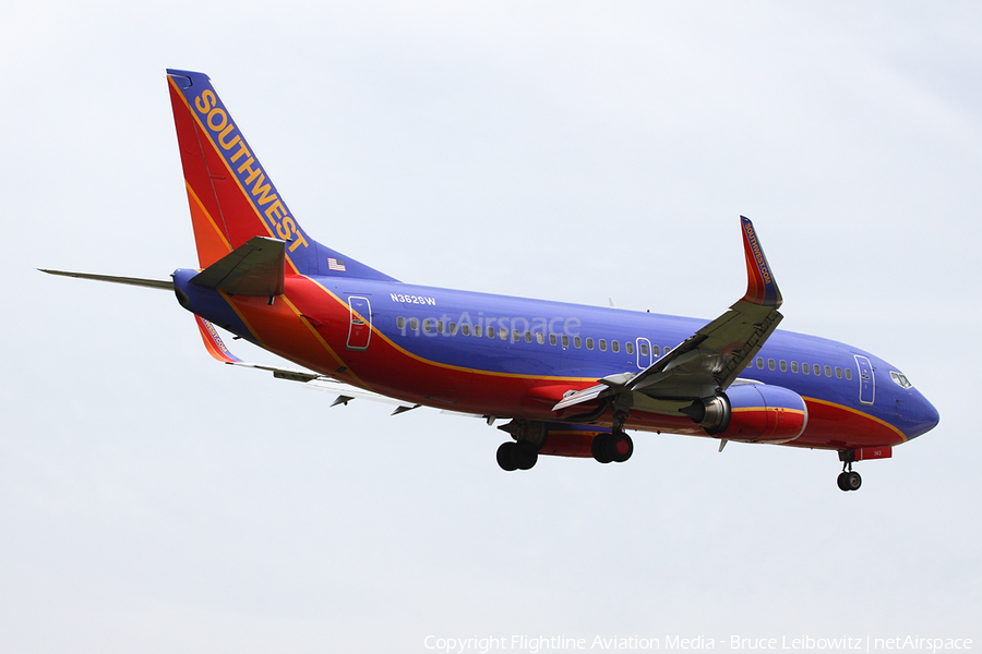 Southwest Airlines Boeing 737-3H4 (N362SW) | Photo 86035