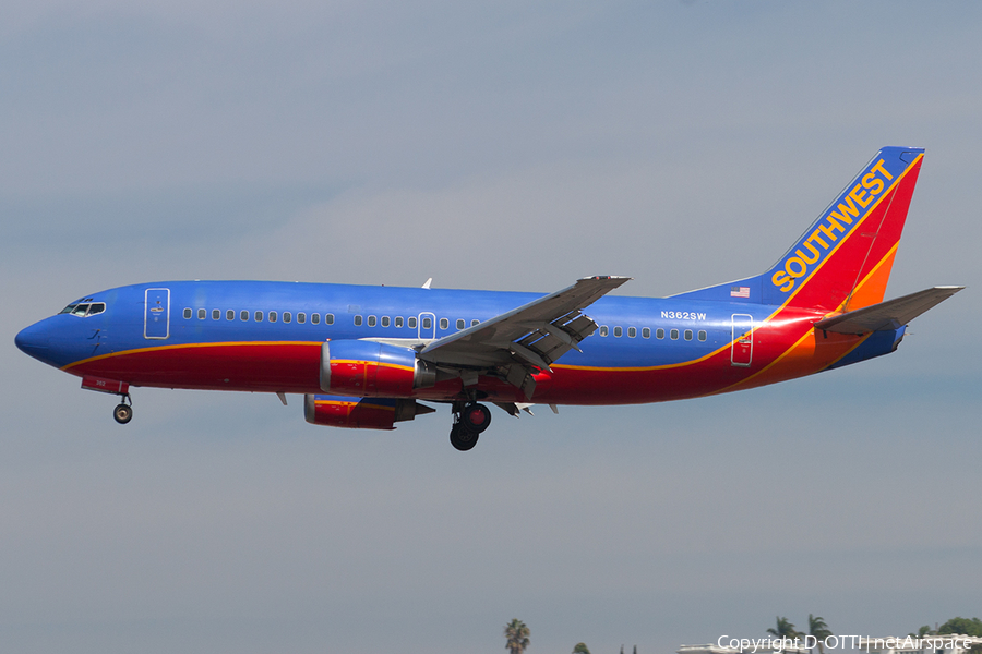 Southwest Airlines Boeing 737-3H4 (N362SW) | Photo 187051