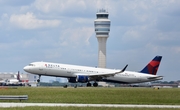 Delta Air Lines Airbus A321-211 (N363DN) at  Atlanta - Hartsfield-Jackson International, United States