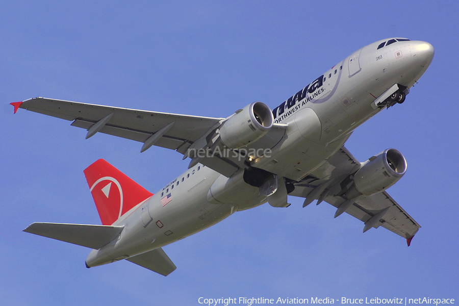 Northwest Airlines Airbus A319-114 (N363NB) | Photo 140708