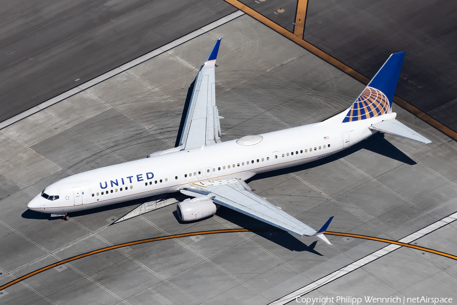United Airlines Boeing 737-924(ER) (N36469) | Photo 439282